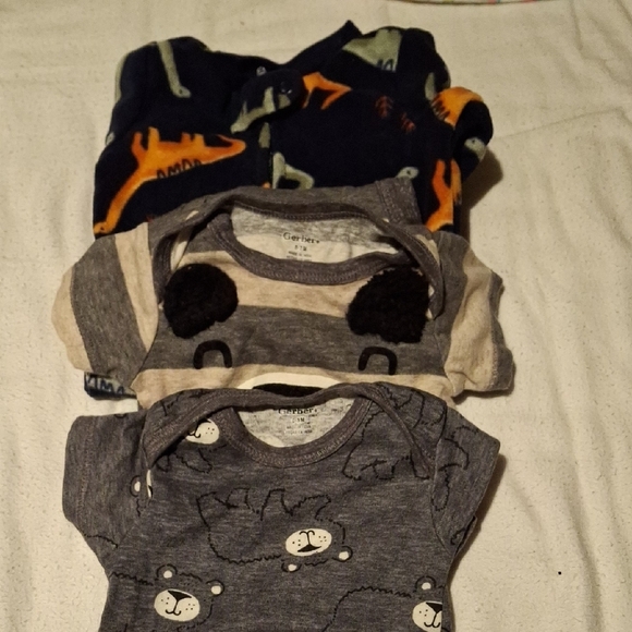 Carter's Blue and Orange Dinosaur Footies for Cozy Comfort Set Of 3 (Chi023) - Picture 5 of 5